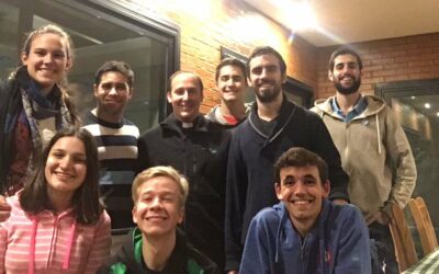 ¡Jóvenes argentinos revolucionan la radio con un programa católico!