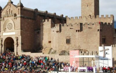 Miles de jóvenes peregrinan a Javier,Navarra, cuna del patrón de las misiones