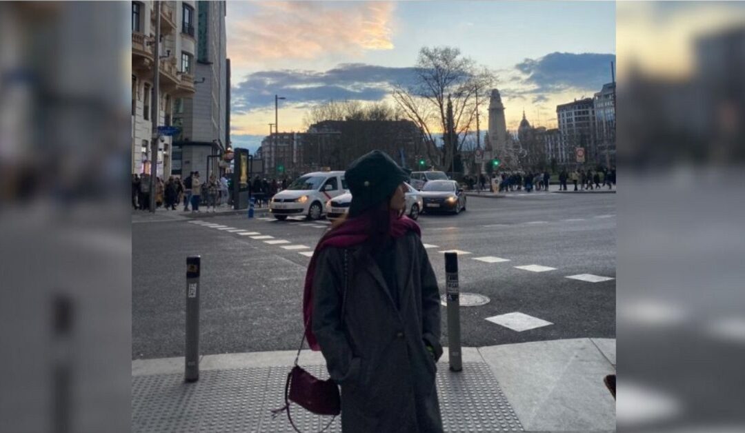 «Dios está entre nosotros». SofíaSin Autor