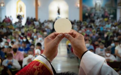 Jesús realmente presente en la EucaristíaSin Autor