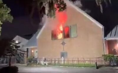 Arde una iglesia en FloridaSin Autor