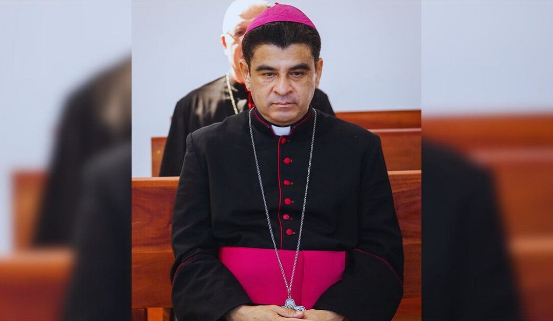 El Obispo Rolando Álvarez vuelve a la cárcelSin Autor