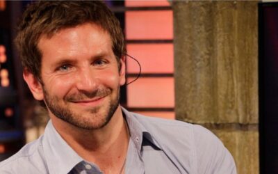 Bradley Cooper vende sandwiches solidariosSin Autor