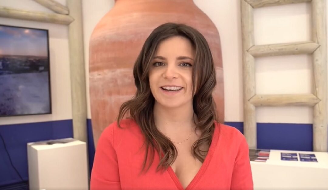 Ana Iris Simón percibe en los jóvenes sed de trascendenciaSin Autor