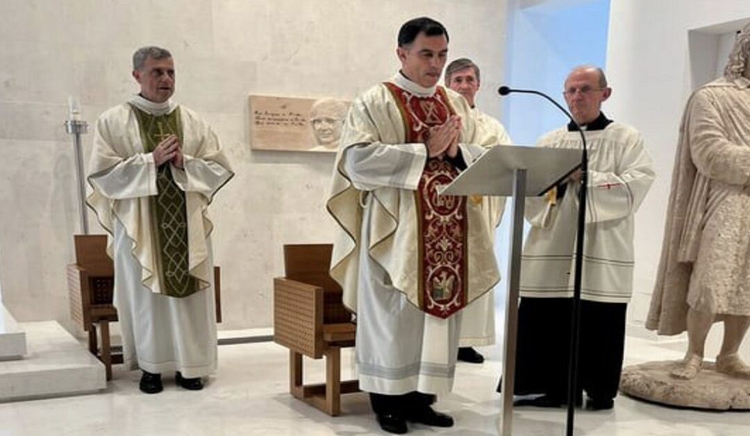 De la Infantería de Marina al sacerdocioSin Autor