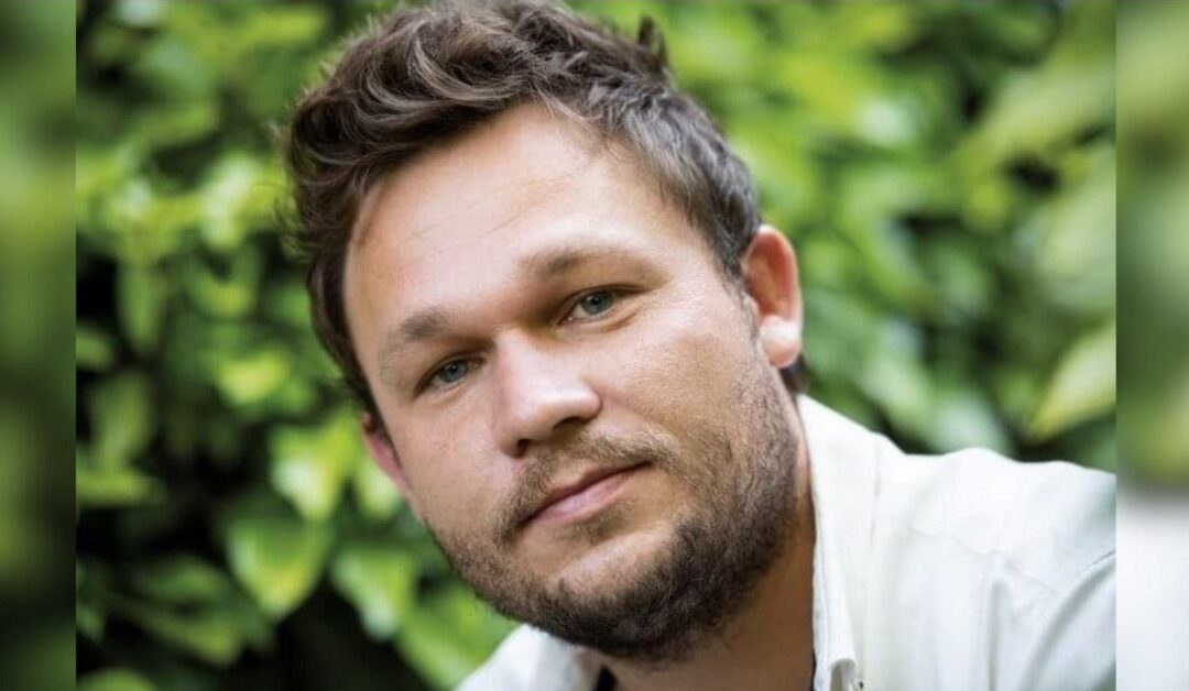 Dimitri: Conversión en un orfanato rusoSin Autor