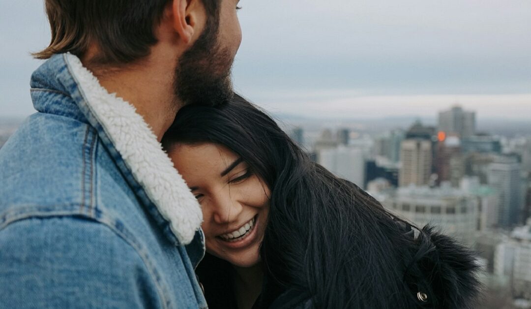 «Estamos saliendo», ¿es amor?Sin Autor