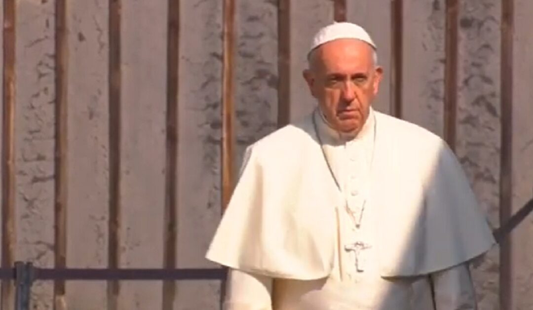 El Papa, recordando el Holocausto: ¡Nunca más!Sin Autor