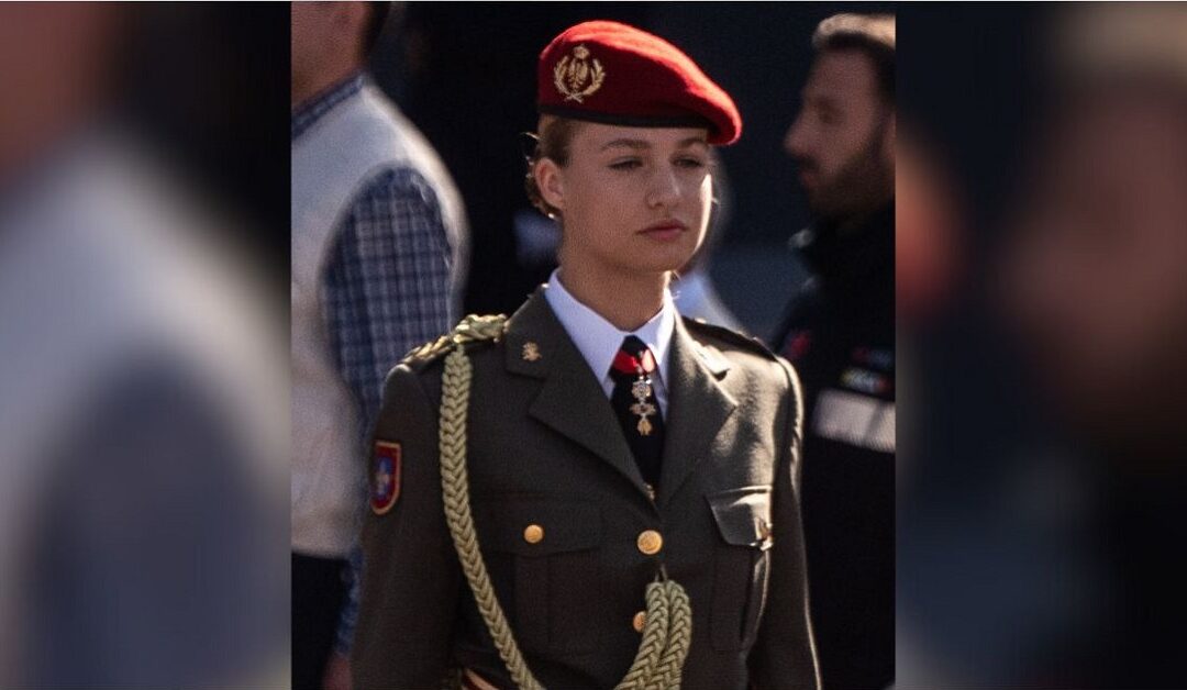 La princesa Leonor lleva un Rosario en la muñecaSin Autor