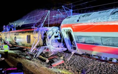 Rezamos por los afectados por descarrilamiento de 2 trenes #RezamosContigoSin Autor